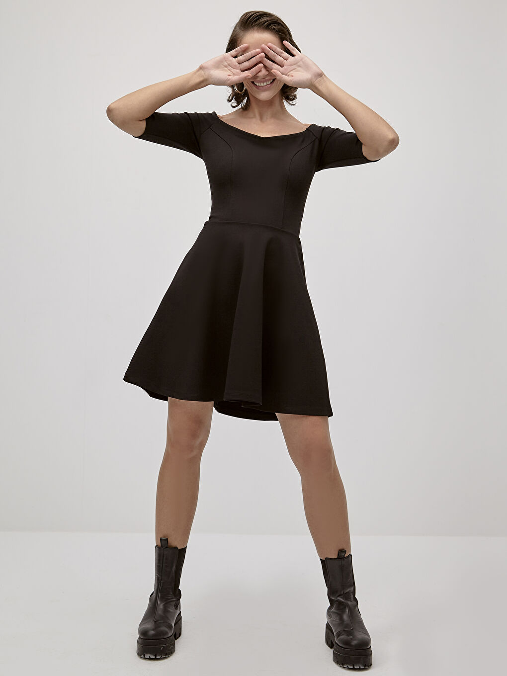LC WAIKIKI Slimming Effect Off Shoulder Flexible Flared Dress -0SP509Z8-CVL
