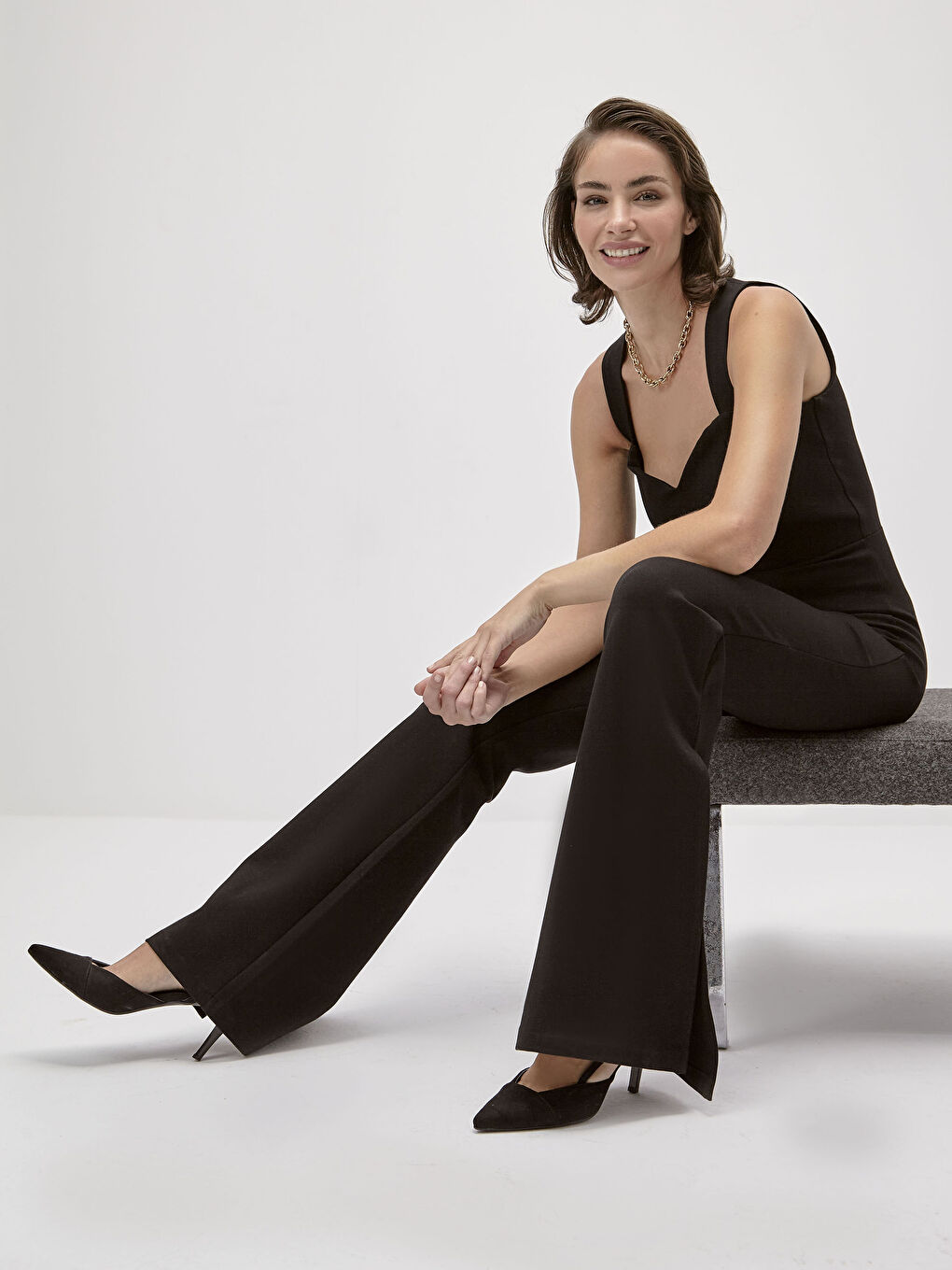 Slimming Effect Heart Collar Spanish Leg Stretchy Jumpsuit-6