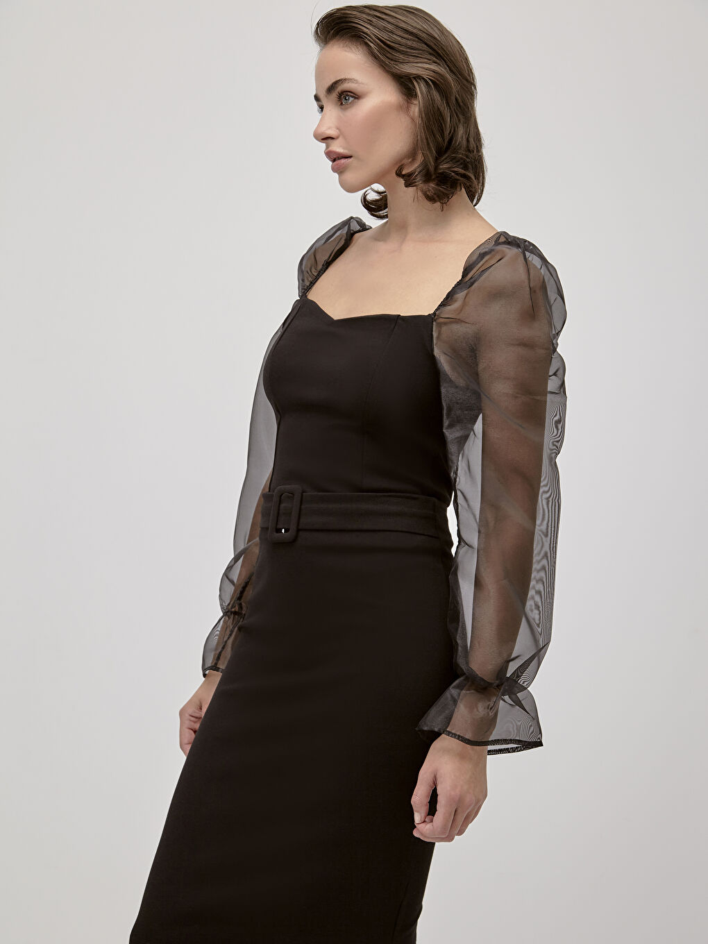 Siyah İncelten Etkili Kolları Şifon Detaylı Esnek Bluz  -3