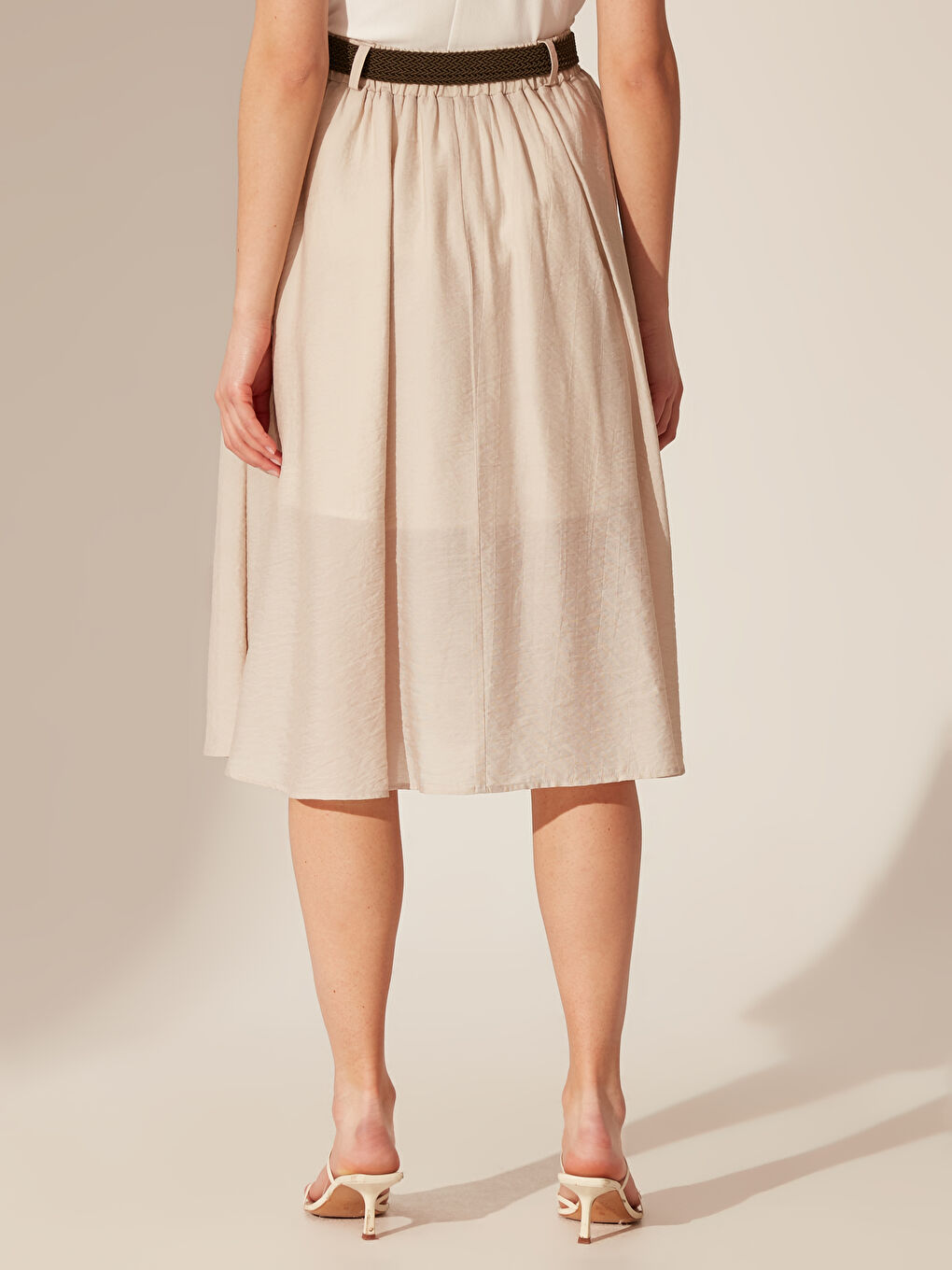 Gri Standart Fit Kadın Kloş Etek-3