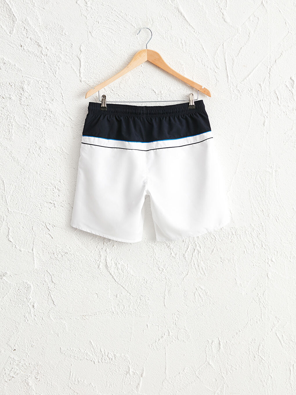 Beyaz Diz Hizası Boy Baskılı Deniz Şortu-1