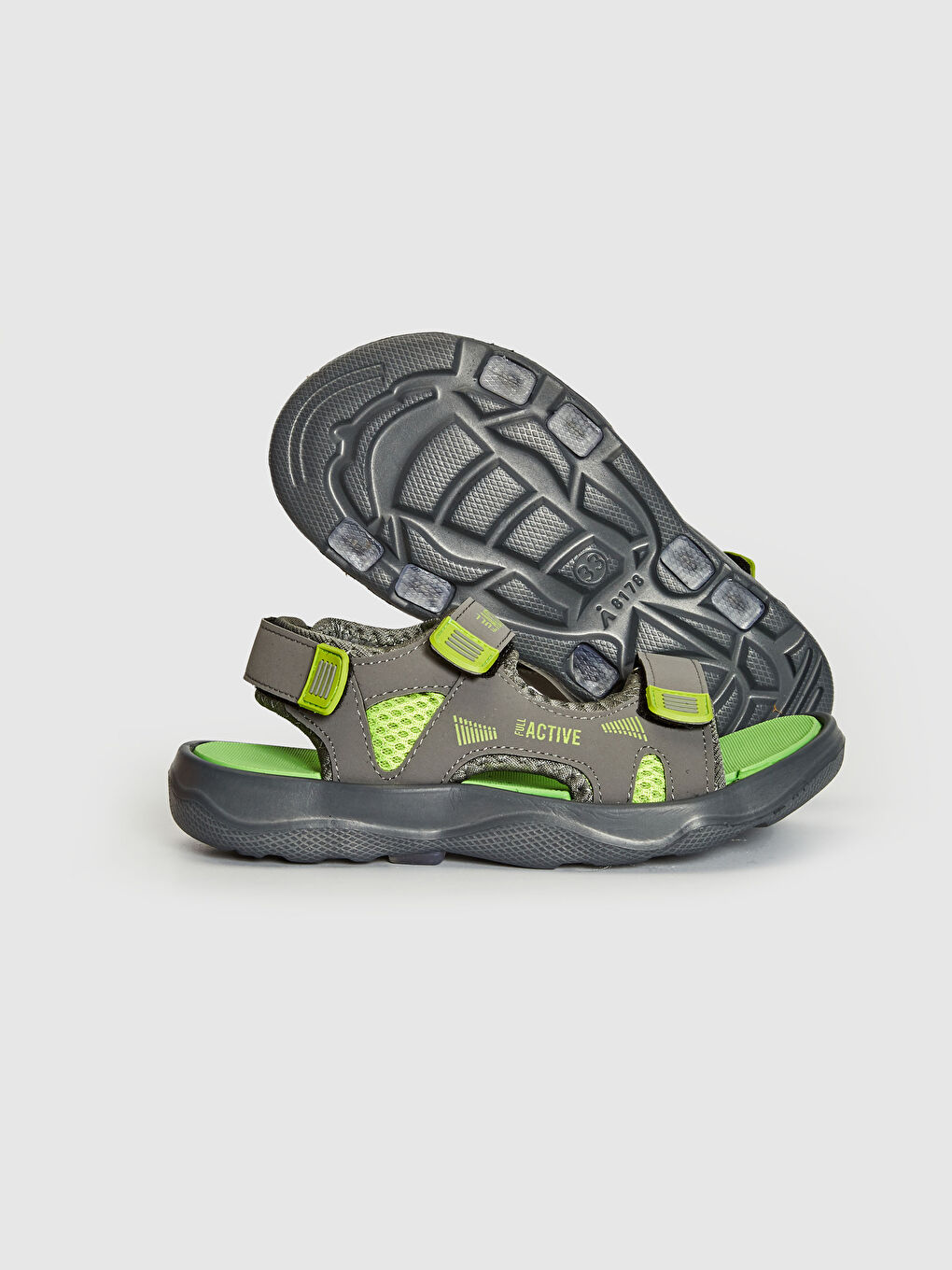 Boy’s Hook and Loop Sandals-3