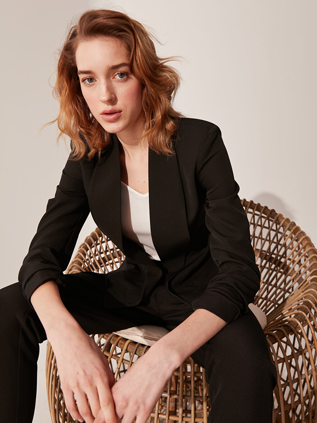 Siyah Drape Kollu Blazer Ceket