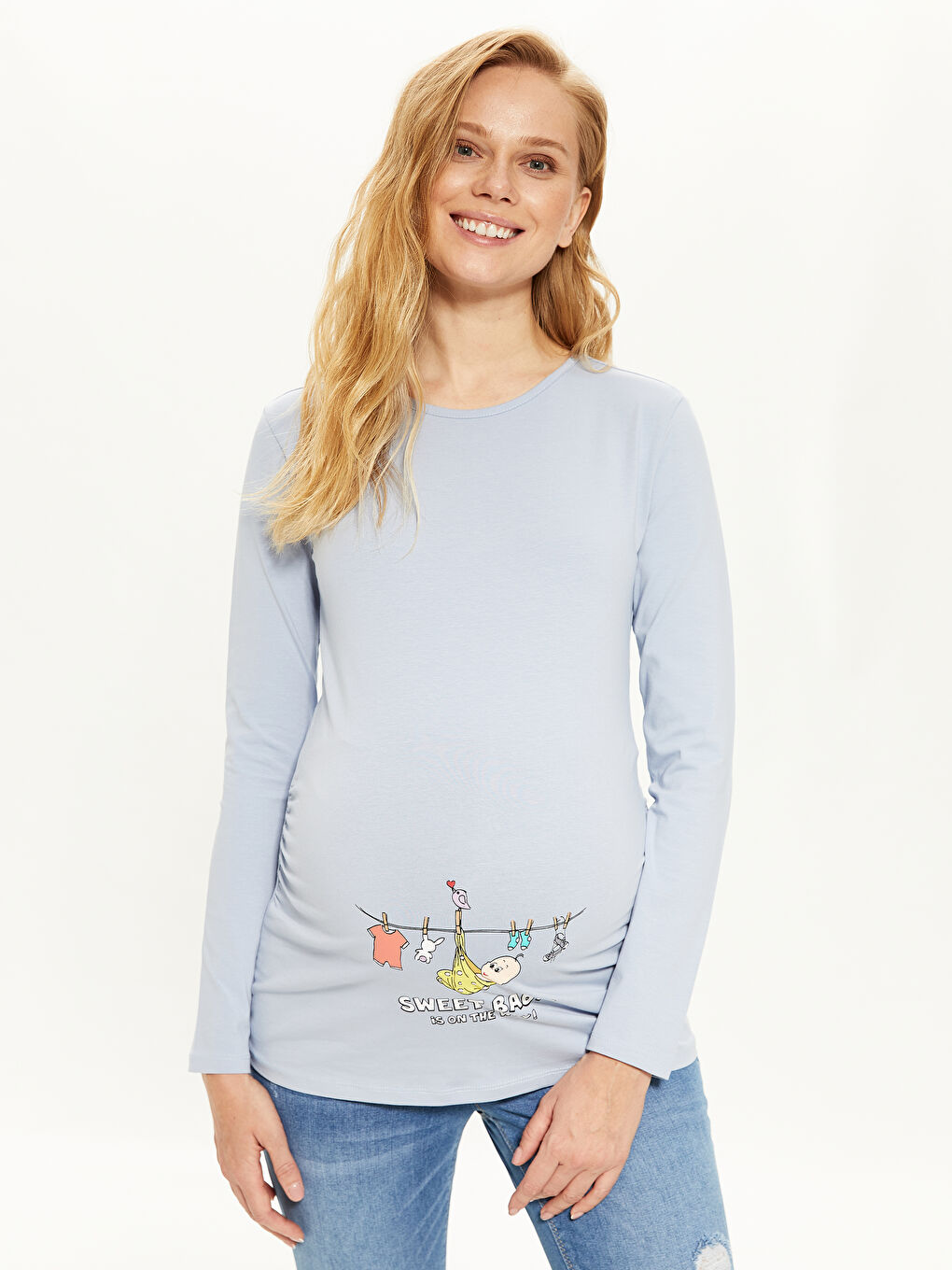 تي شيرت حوامل بياقة دائرية وكم قصير-1