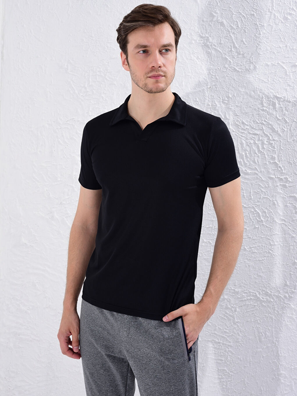 Футболка спортивна з коротким рукавом і водолазкою-1