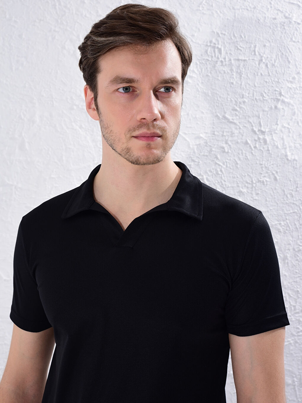 Футболка спортивна з коротким рукавом і водолазкою-4