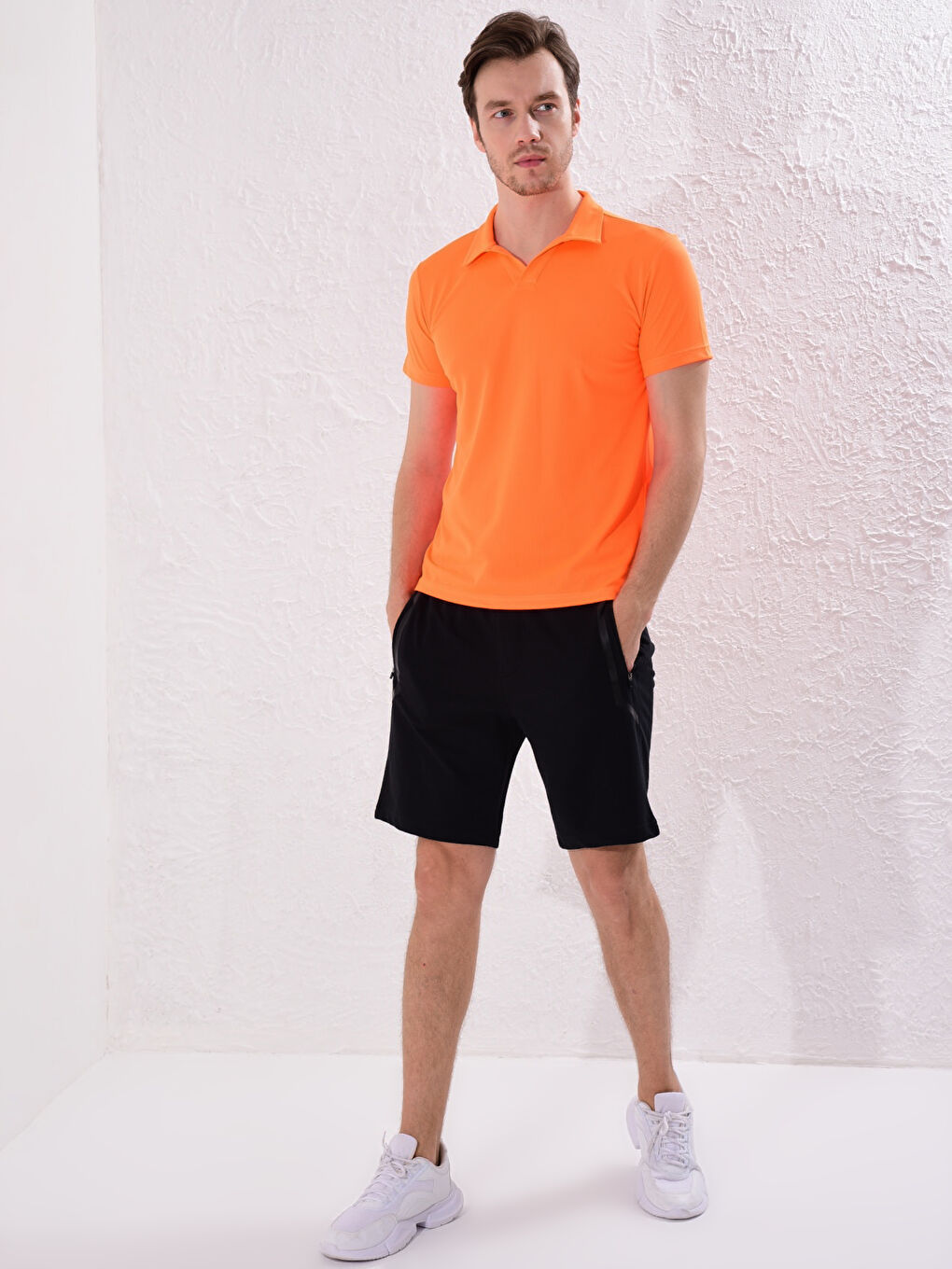Turuncu Polo Yaka Kısa Kollu Aktif Spor Tişört-1