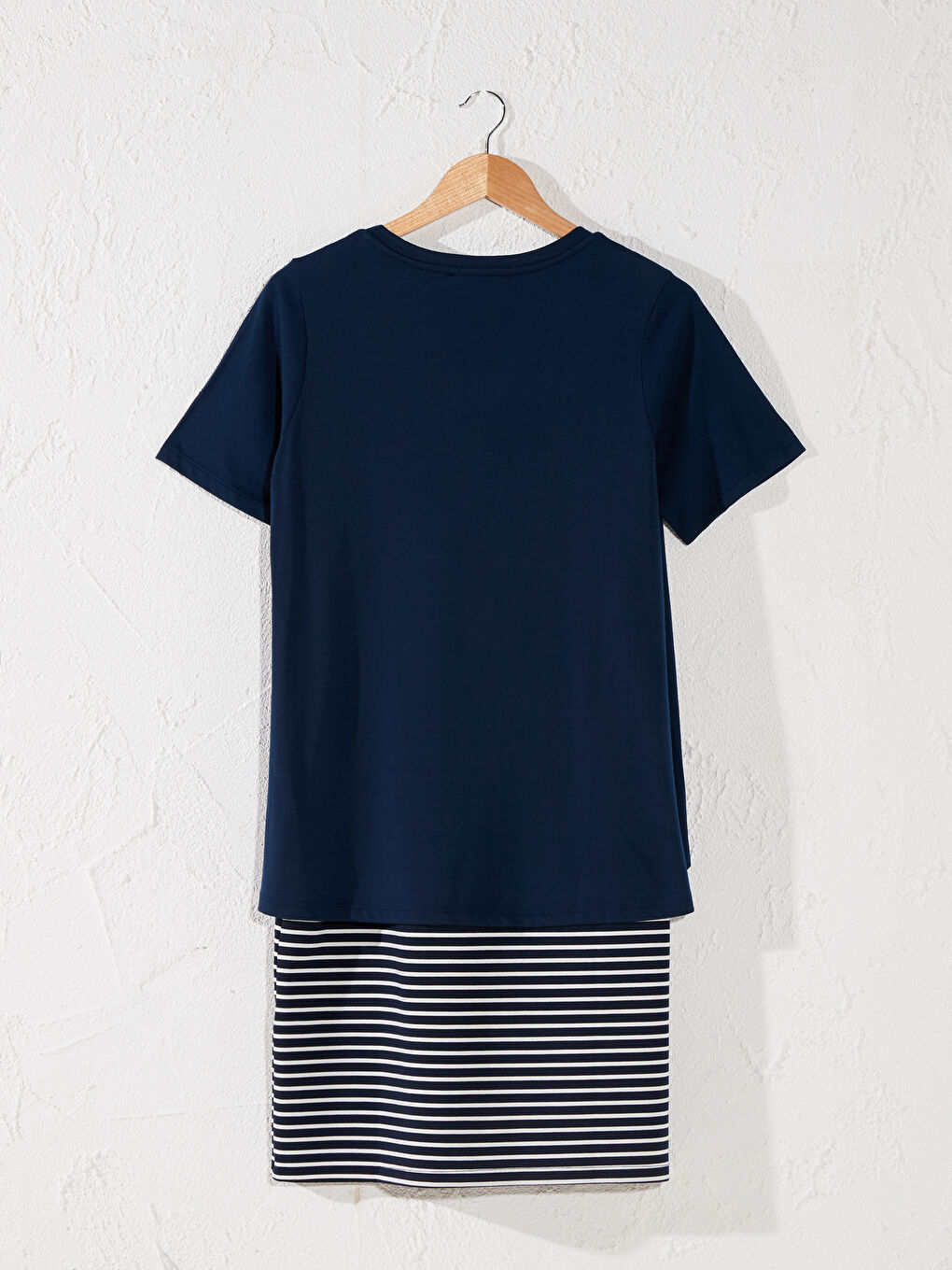 LCWAIKIKI Maternity Striped Single Jersey Maternity Dress with Breastfeeding -0SR034Z8-LGS