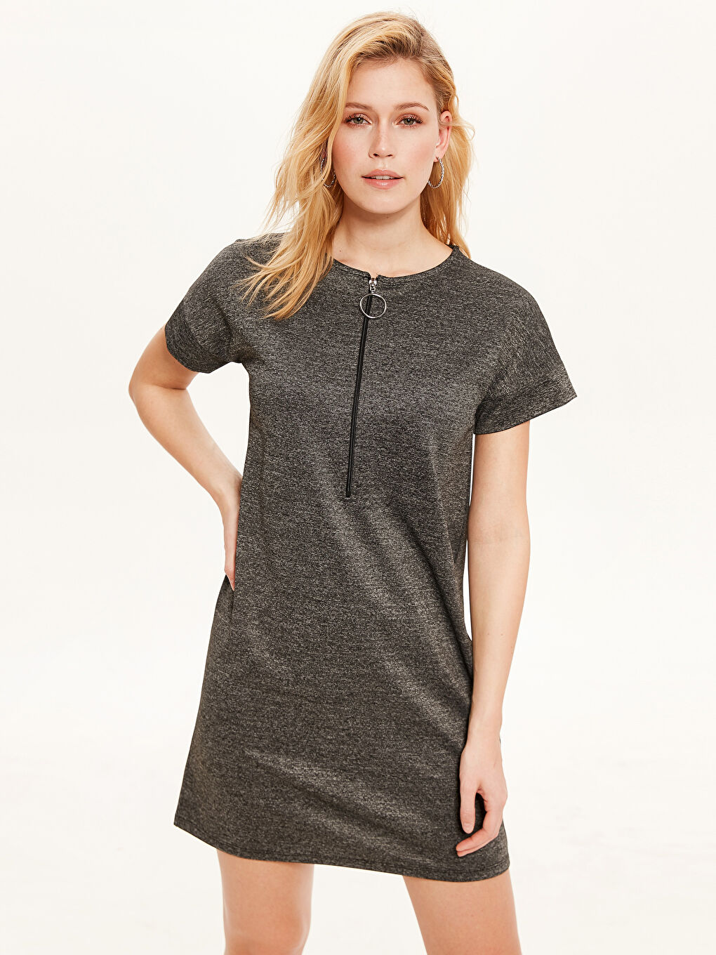 Robe en Coton Peigné à Manches Courtes pour Femmes