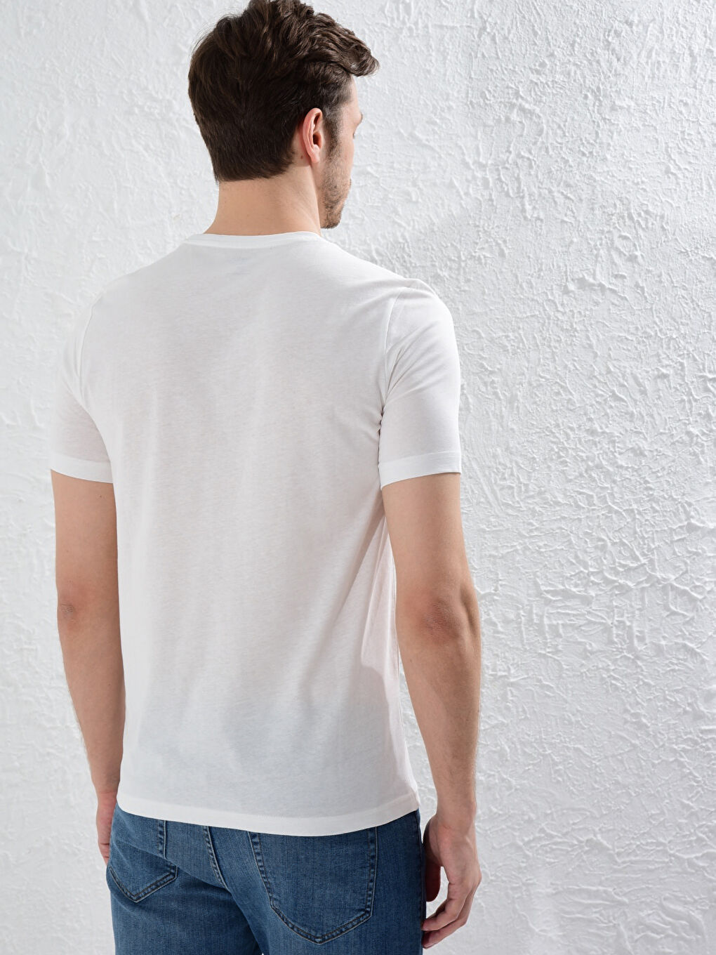 Футболка из чесаного хлопка с круглым вырезом и принтом-3