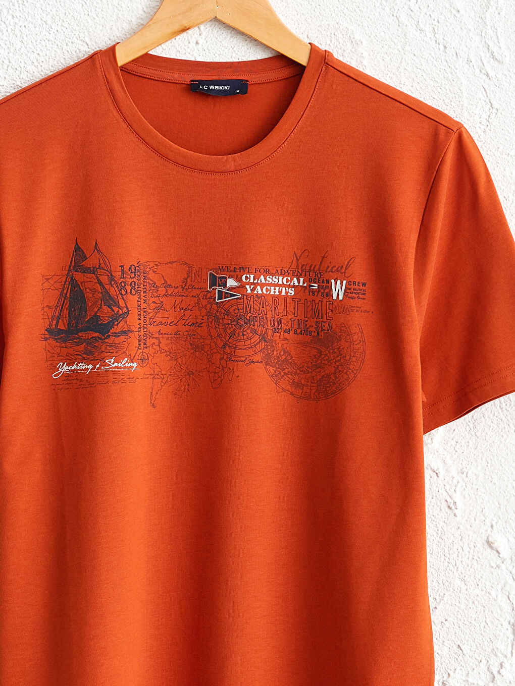 Comfortable Fit Crew Neck Printed T-Shirt-2