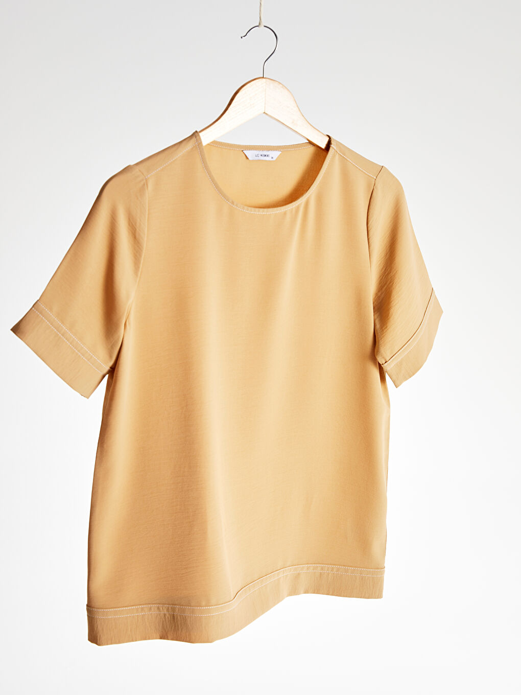 Plain Blouse made of Textured Fabric-4