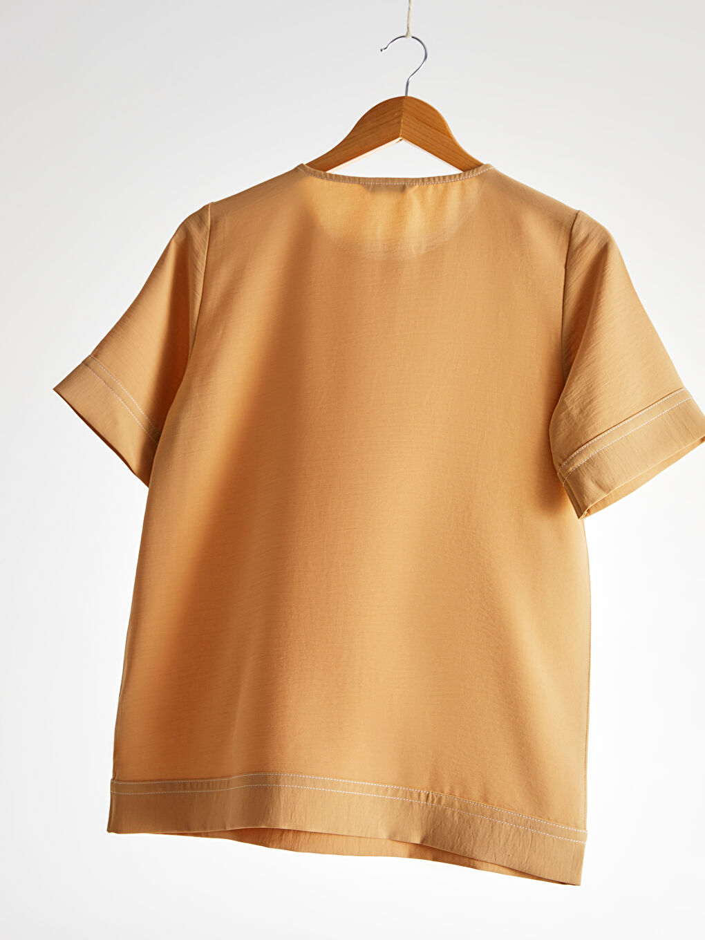 Plain Blouse made of Textured Fabric-6