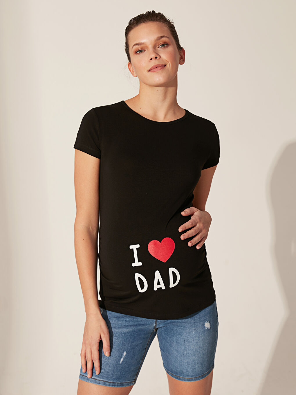 Siyah Bisiklet Yaka Kısa Kollu Hamile Tişört