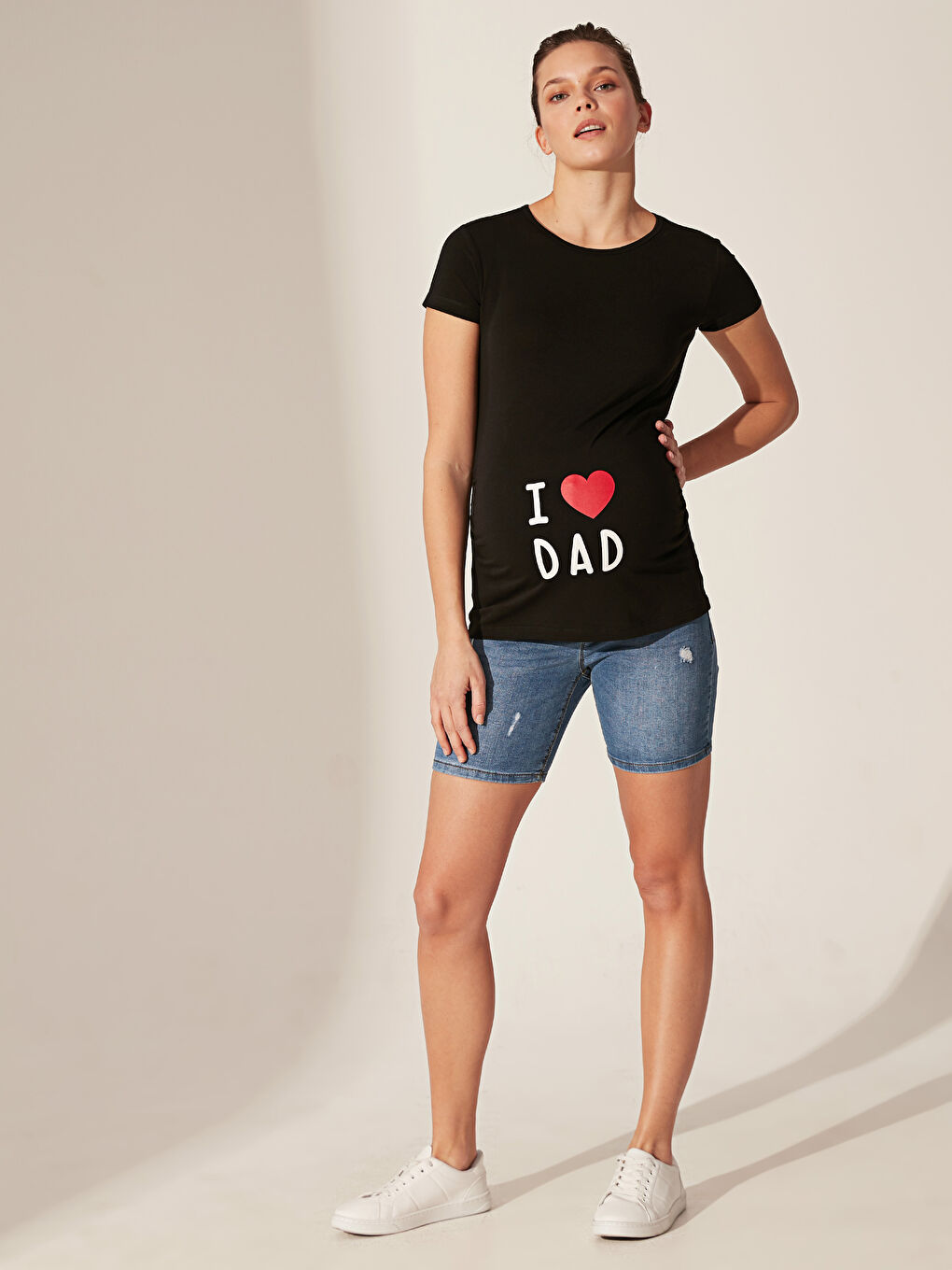 Siyah Bisiklet Yaka Kısa Kollu Hamile Tişört-1