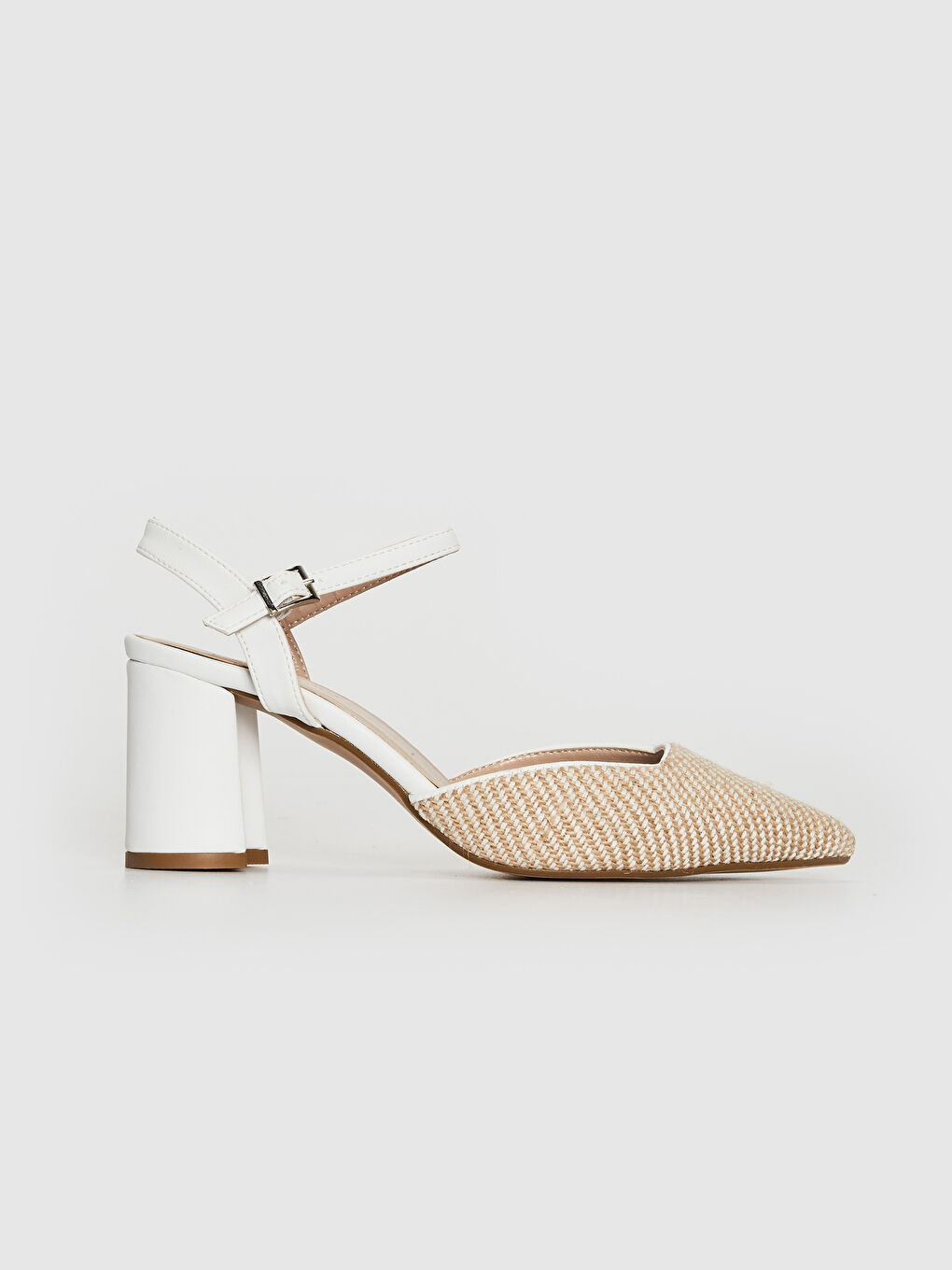 Bej Kadın Sivri Burun Topuklu Ayakkabı