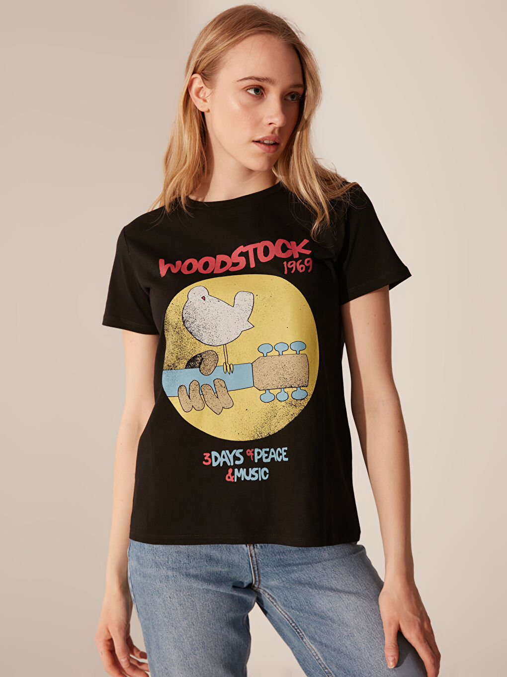 Женская футболка с круглым вырезом и короткими рукавами-6