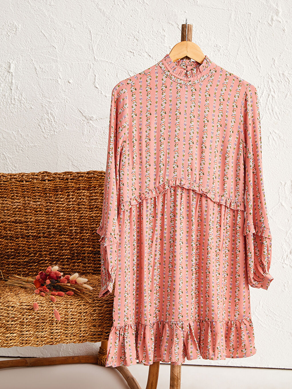 Flower Patterned Ruffle Detailed Viscose Tunic