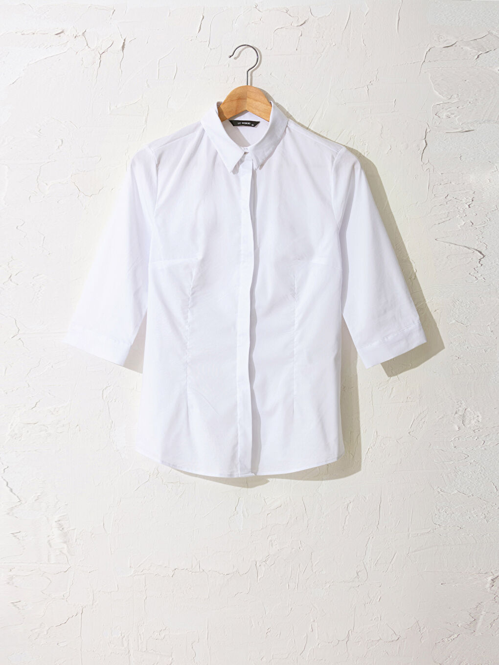 Beyaz Standart Fit Kadın Düz Basic Gömlek