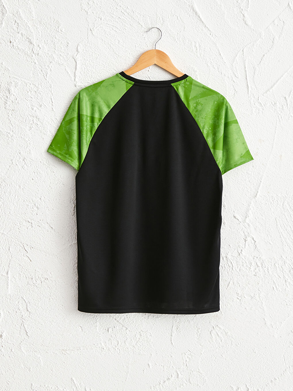 Siyah Standart Kalıp Bisiklet Yaka Aktif Spor Tişört-1