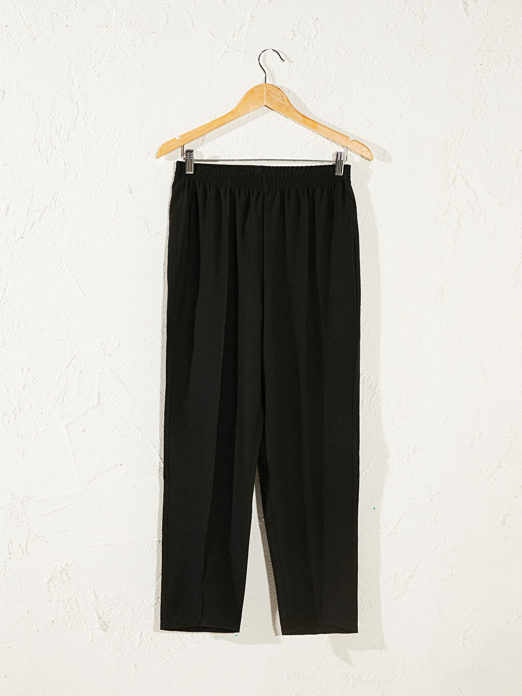 Siyah Beli Lastikli Viskon Kadın Pantolon-1