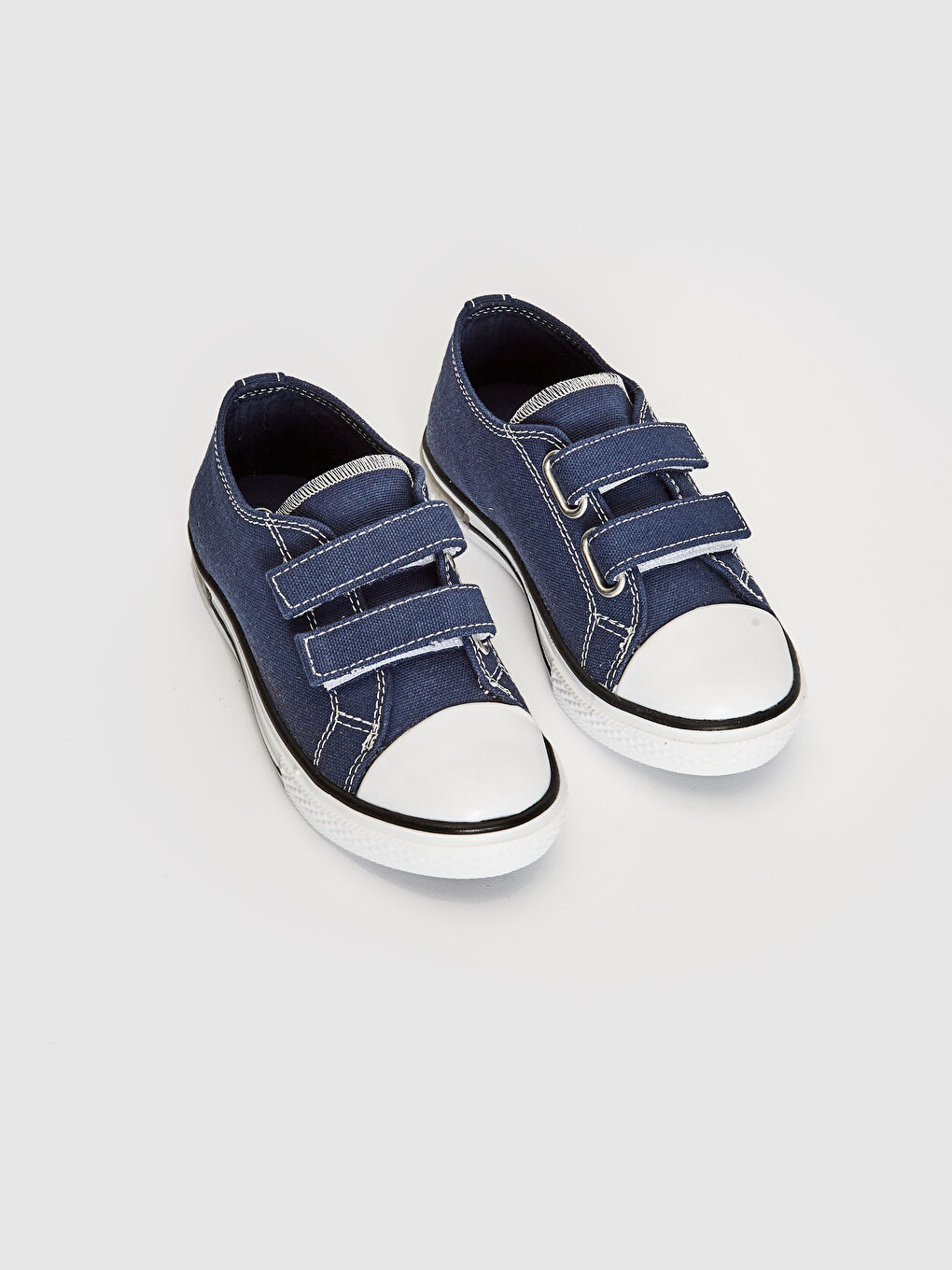 کوڕانە قاییش و لەزگە پێڵاوی وەرزشی سووک-2