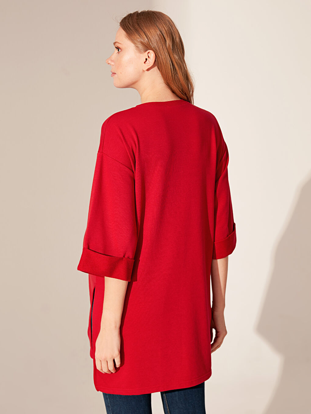 Kırmızı Tişört-2