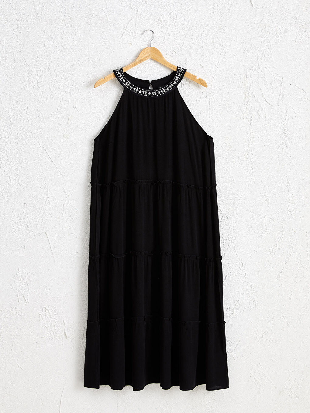 Halter Neck Sleeveless Crinkle Women's Dress