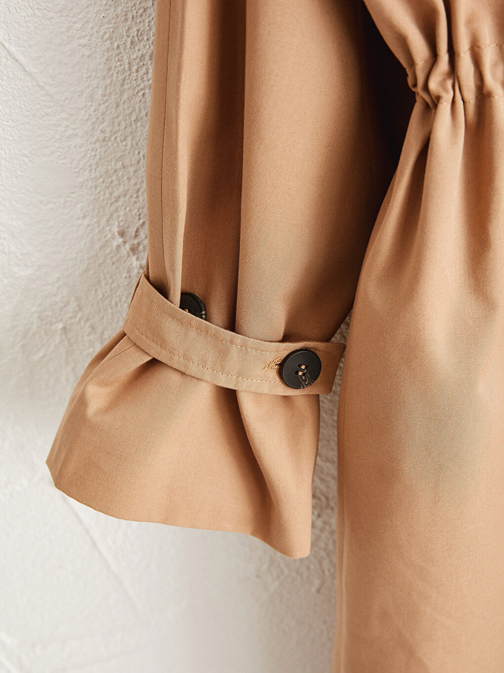 Bej Gömlek Yaka Oversize Kadın Trençkot-2