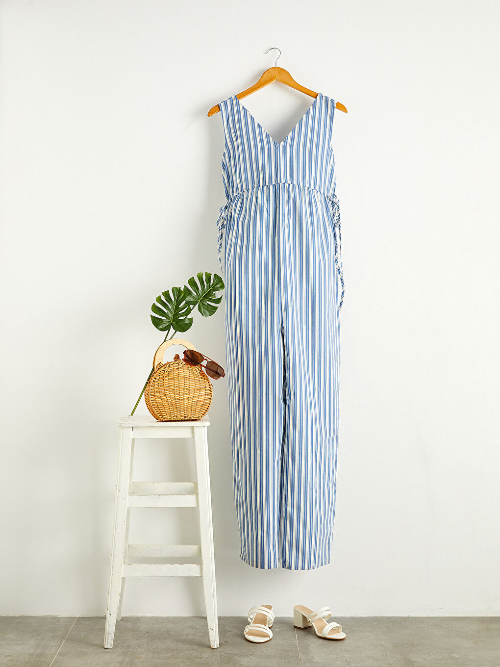 Lacivert V Yaka Askılı Çizgili Hamile Tulum