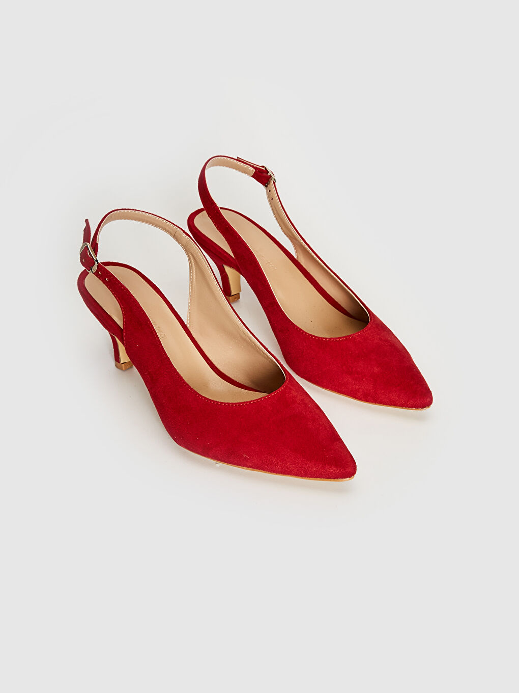 ქალების წაწვეტილი ცხვირიანი მაღალქუსლიანი ფეხსაცმელი