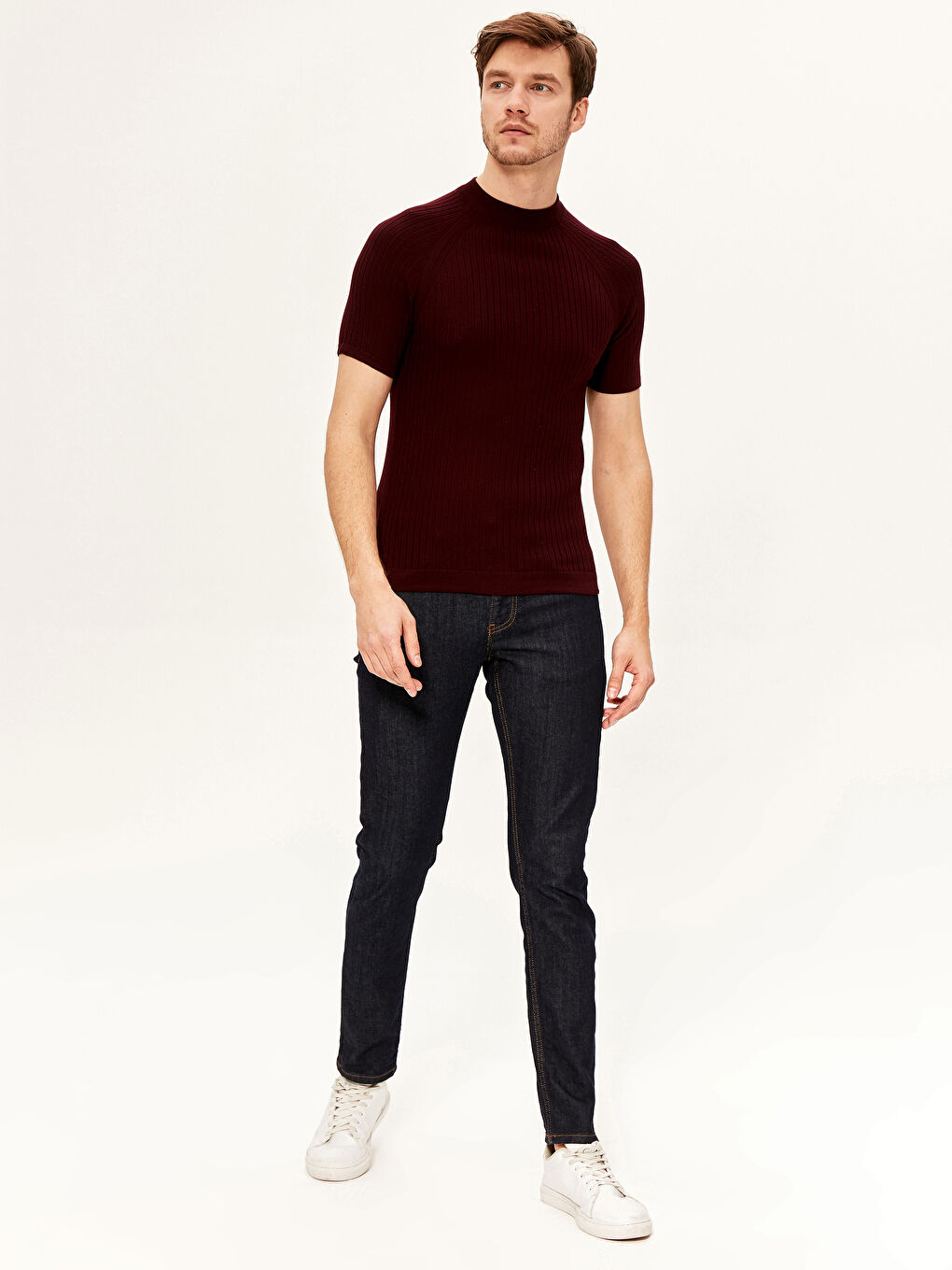 Bordo Yarım Balıkçı Yaka Kısa Kollu Triko Tişört-3