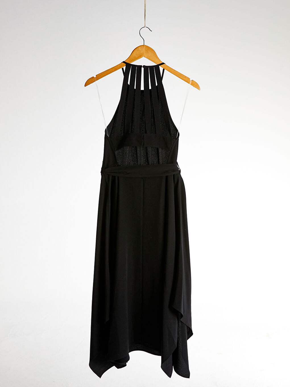 Siyah Halter Yaka Sırt Detaylı Elbise-18
