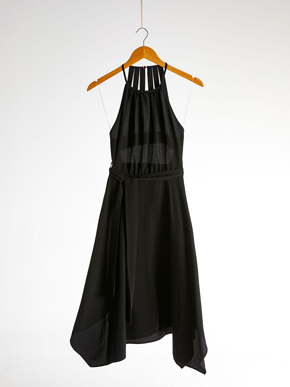 Siyah Halter Yaka Sırt Detaylı Elbise-21