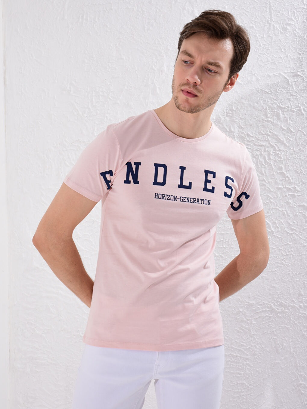 Pembe Bisiklet Yaka Baskılı Penye Tişört-1