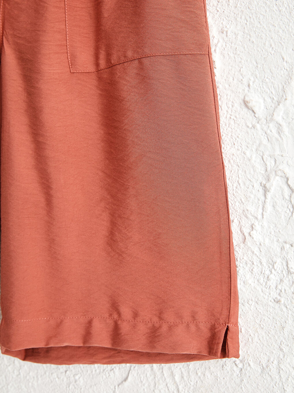 Pembe Standart Fit Gabardin Kadın Beli Lastikli Şort-3