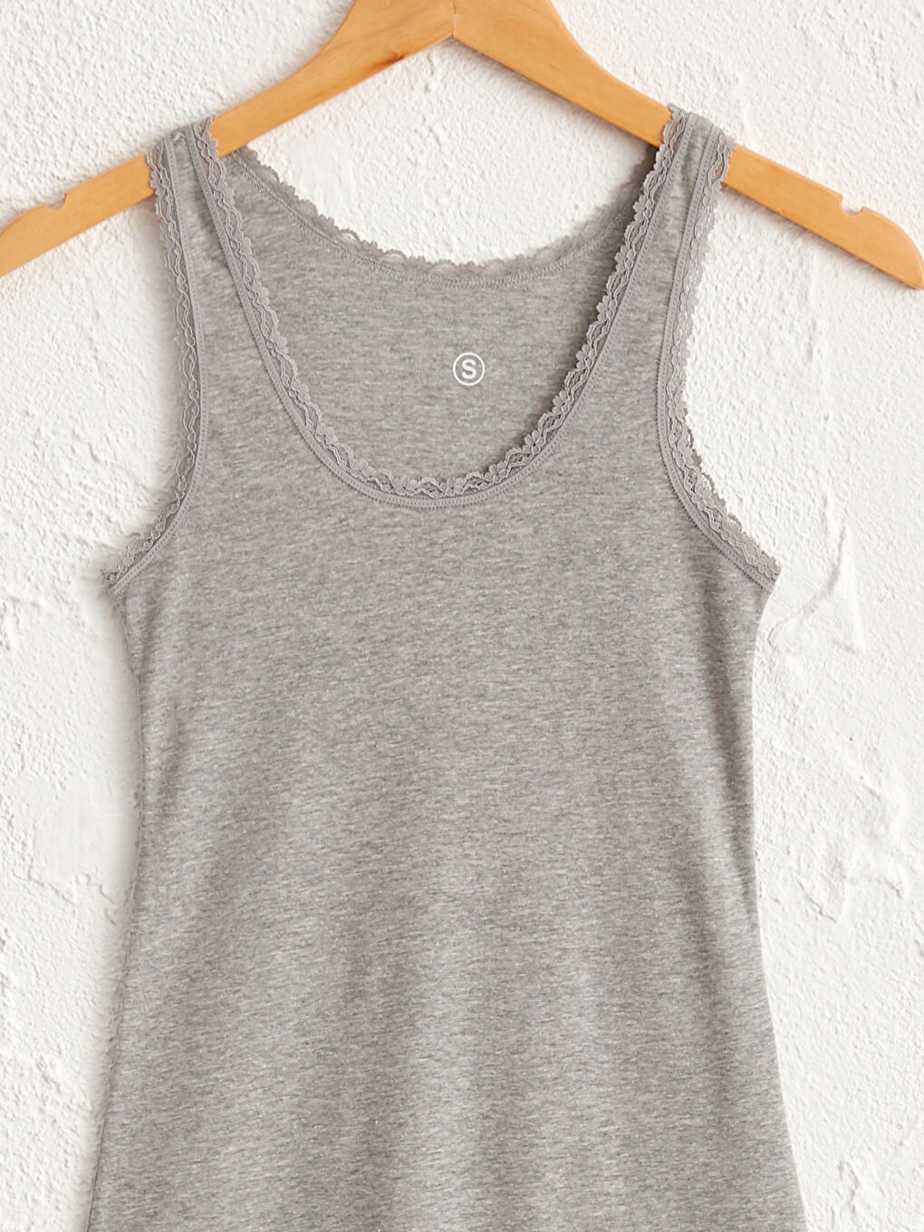 Lacy Collar Tank Top-2
