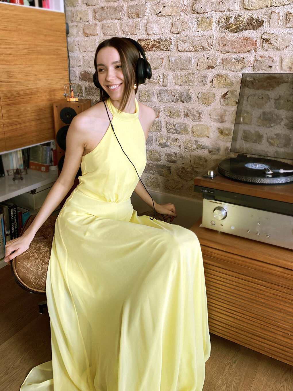 Sarı Kadın Yarım Balıkçı Yaka Düz Elbise