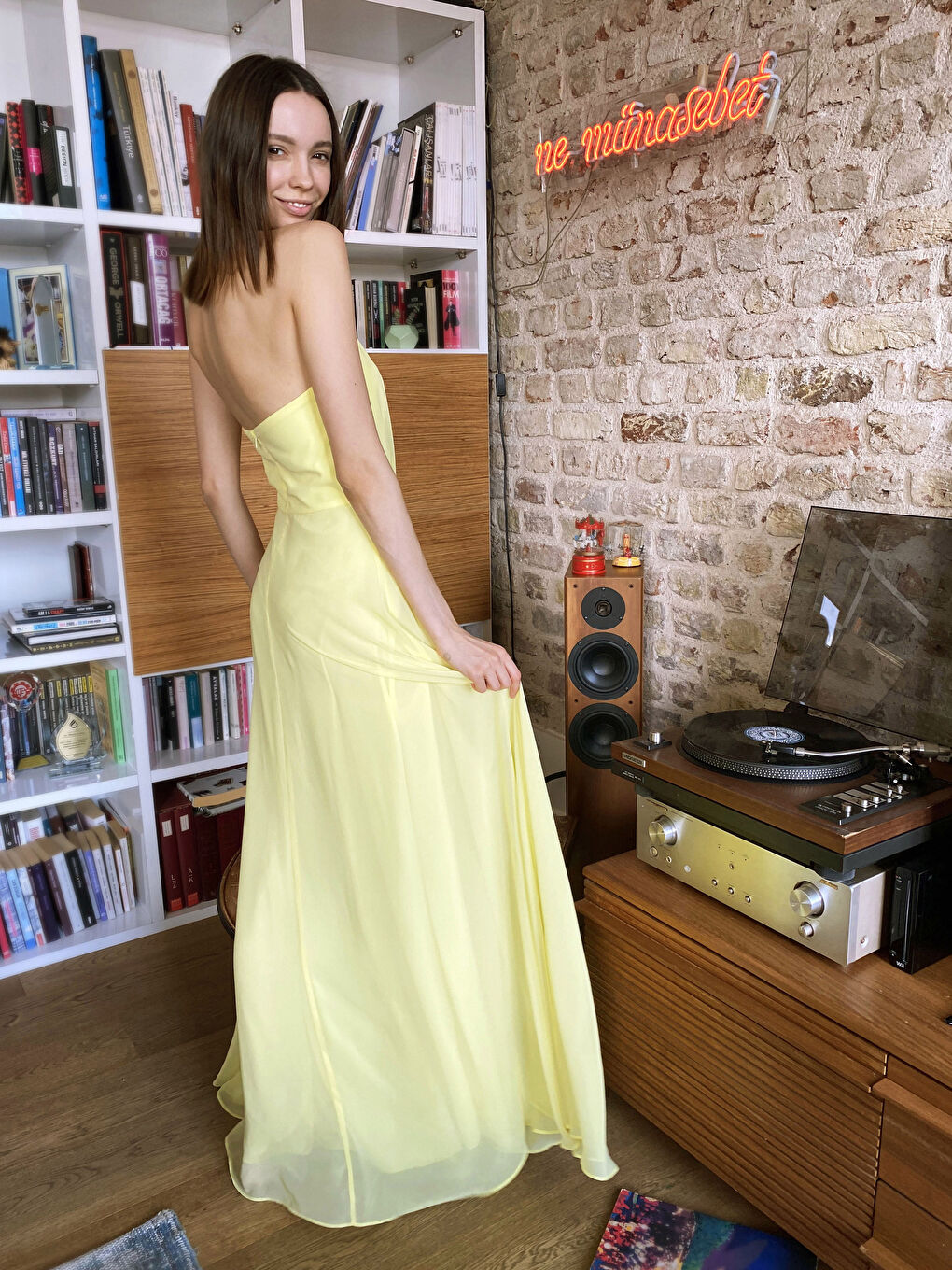 Sarı Kadın Yarım Balıkçı Yaka Düz Elbise-1