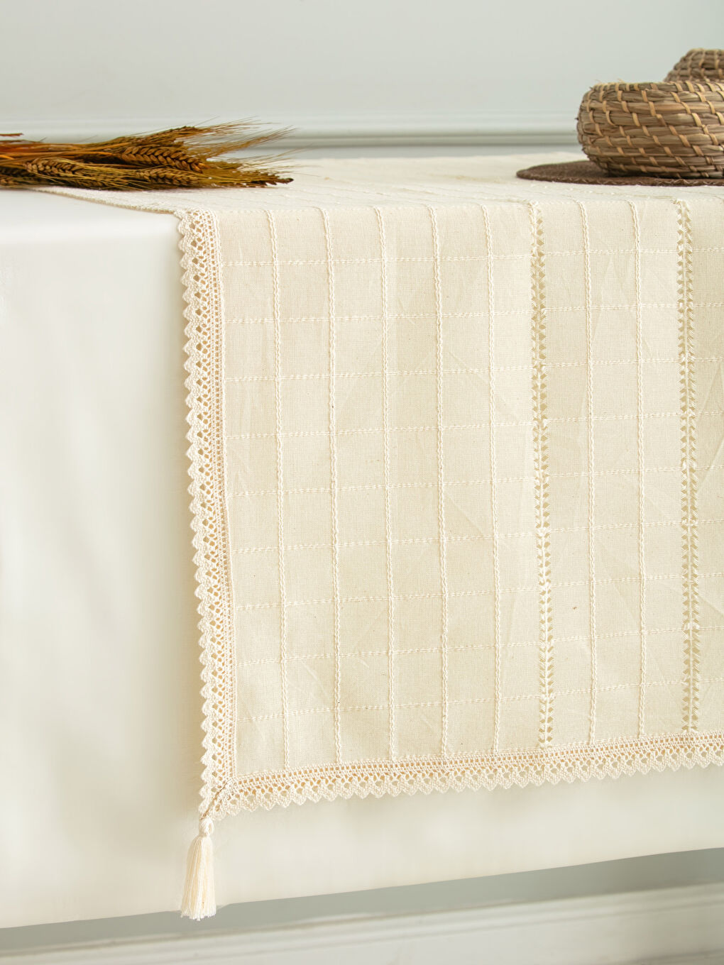 Embroidered Buldan Table Runner-2