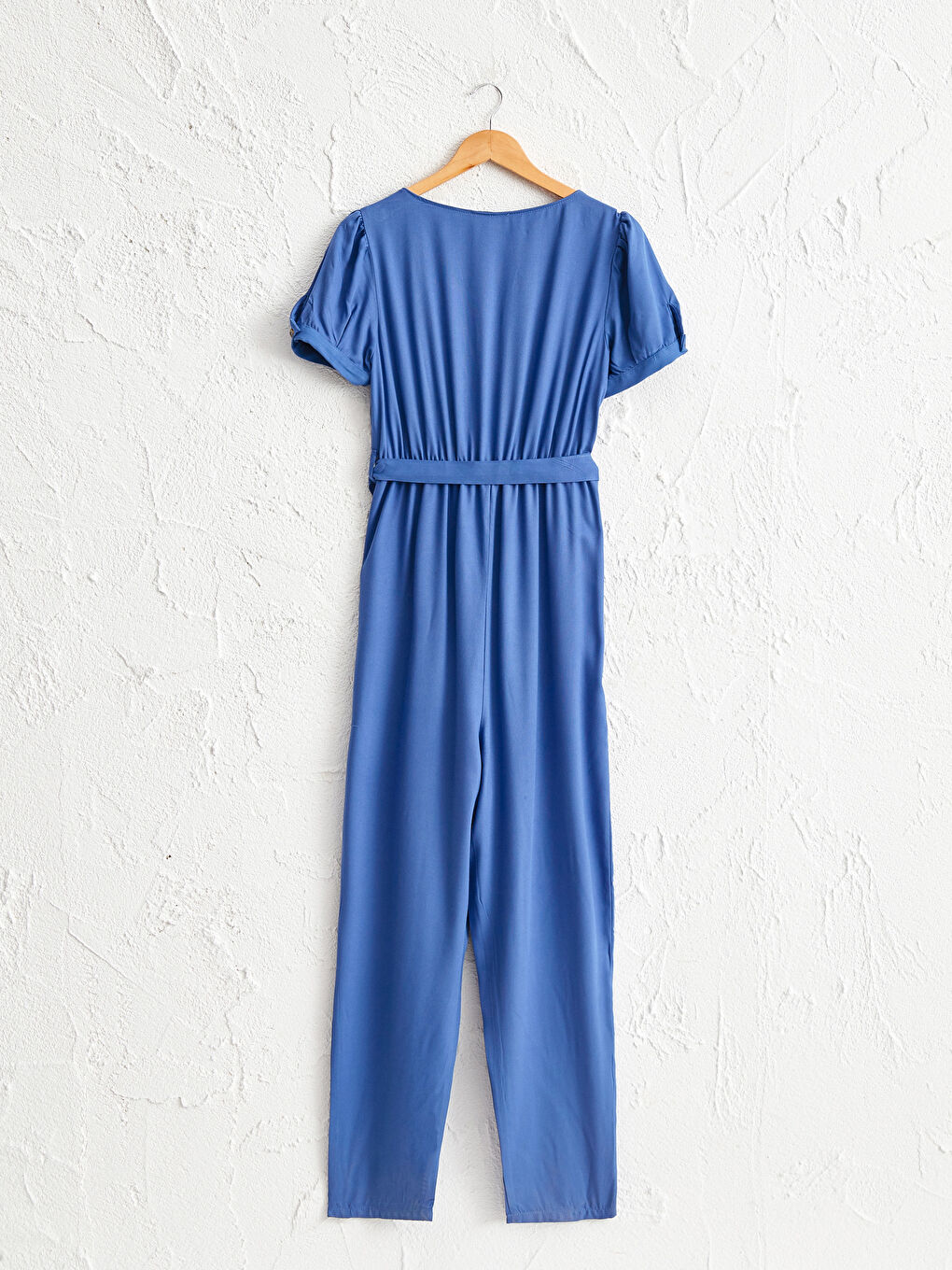 Kombinezon za trudnice od viskoze sa pojasom i kvadratnom kragnom-1