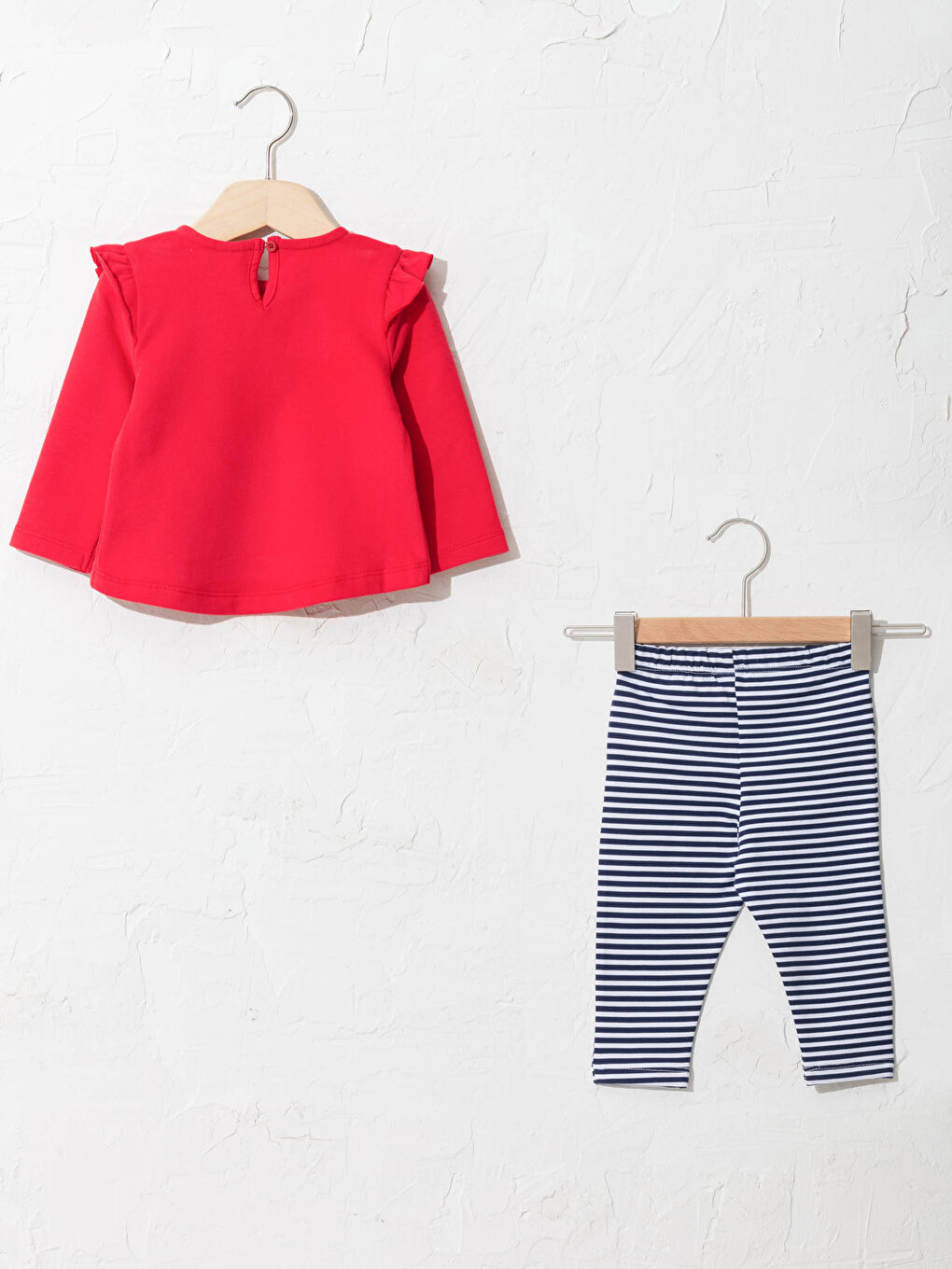 Kırmızı Bisiklet Yaka Uzun Kol Çizgili Kız Bebek Tişört ve Pantolon 2'li-1