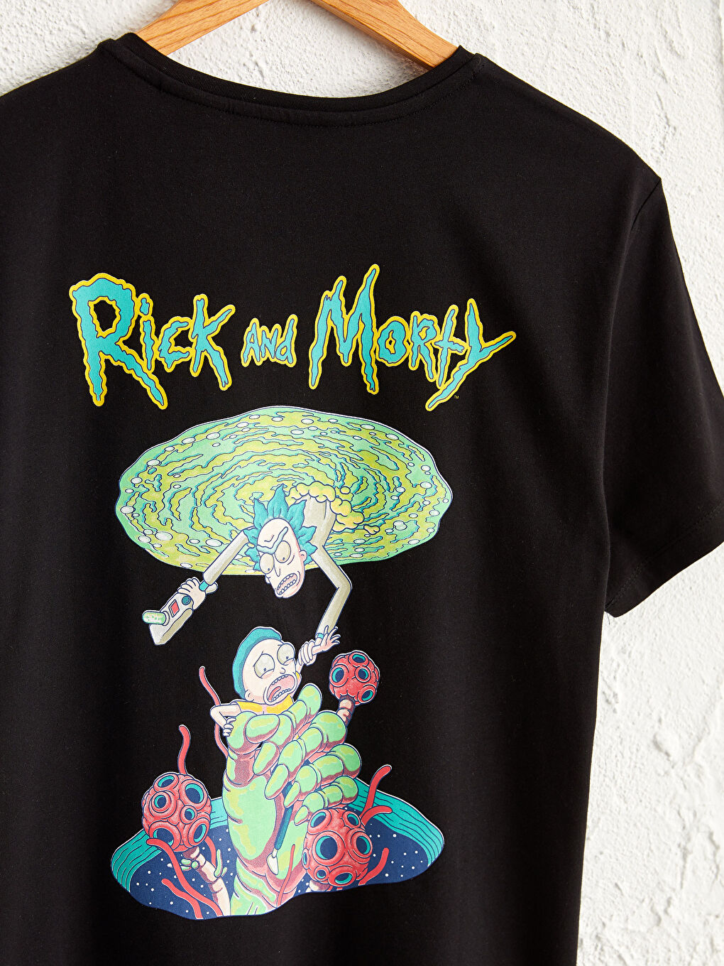Crew Neck Rick and Morty Printed Combed T-Shirt-2