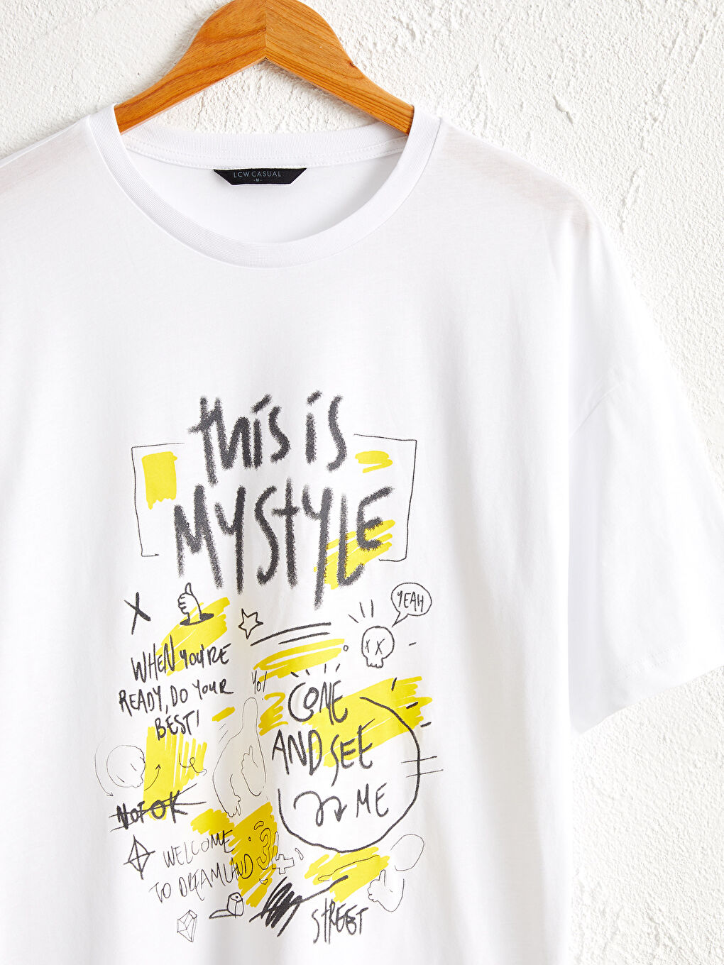 Beyaz Bisiklet Yaka Baskılı Penye Tişört-2