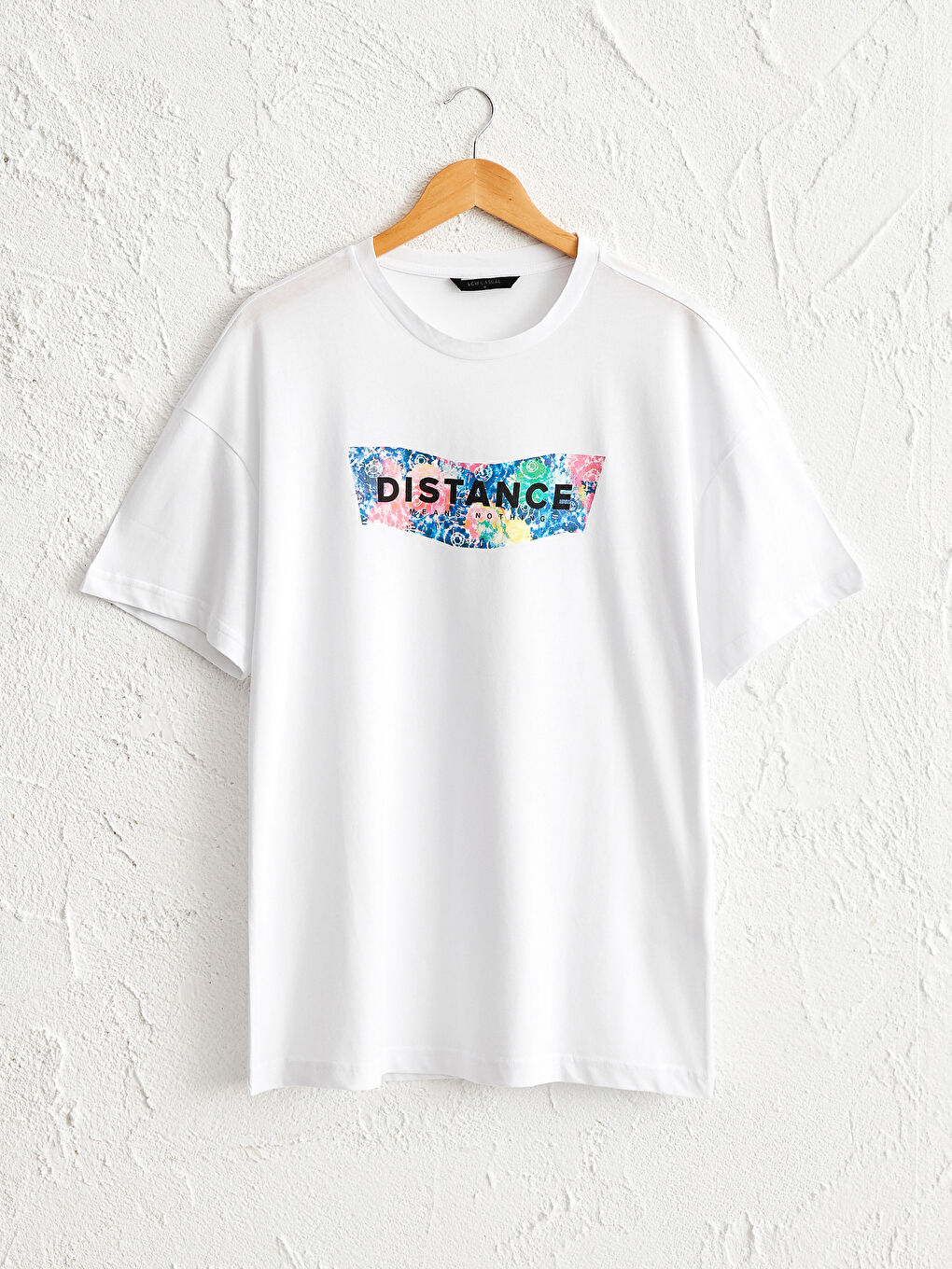 Beyaz Bisiklet Yaka Baskılı Penye Tişört