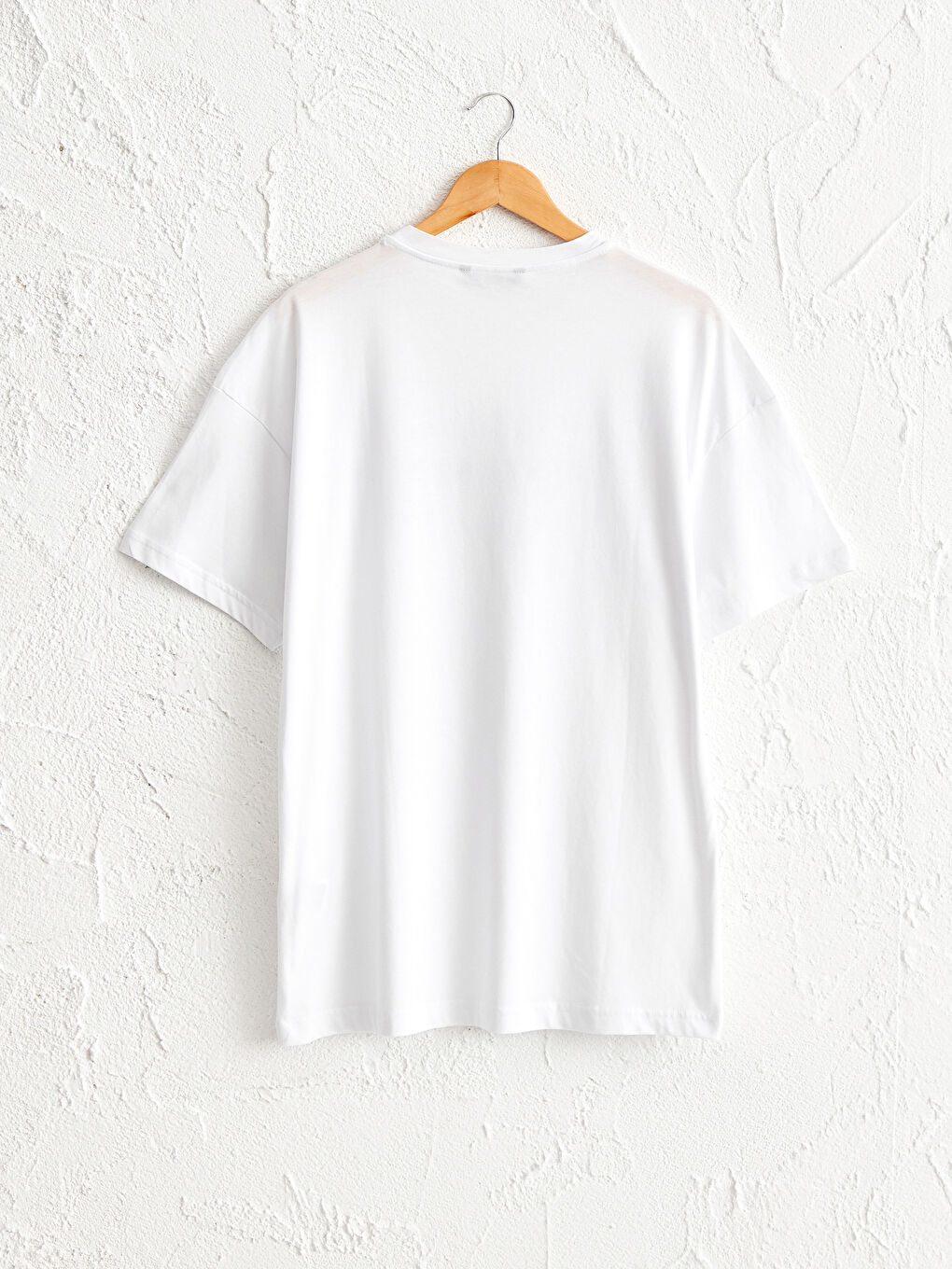 Beyaz Bisiklet Yaka Baskılı Penye Tişört-1