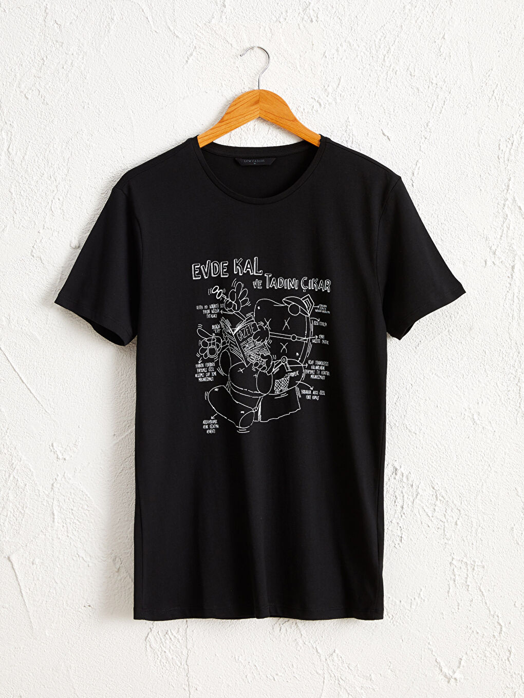 Siyah Bisiklet Yaka Baskılı Penye Tişört