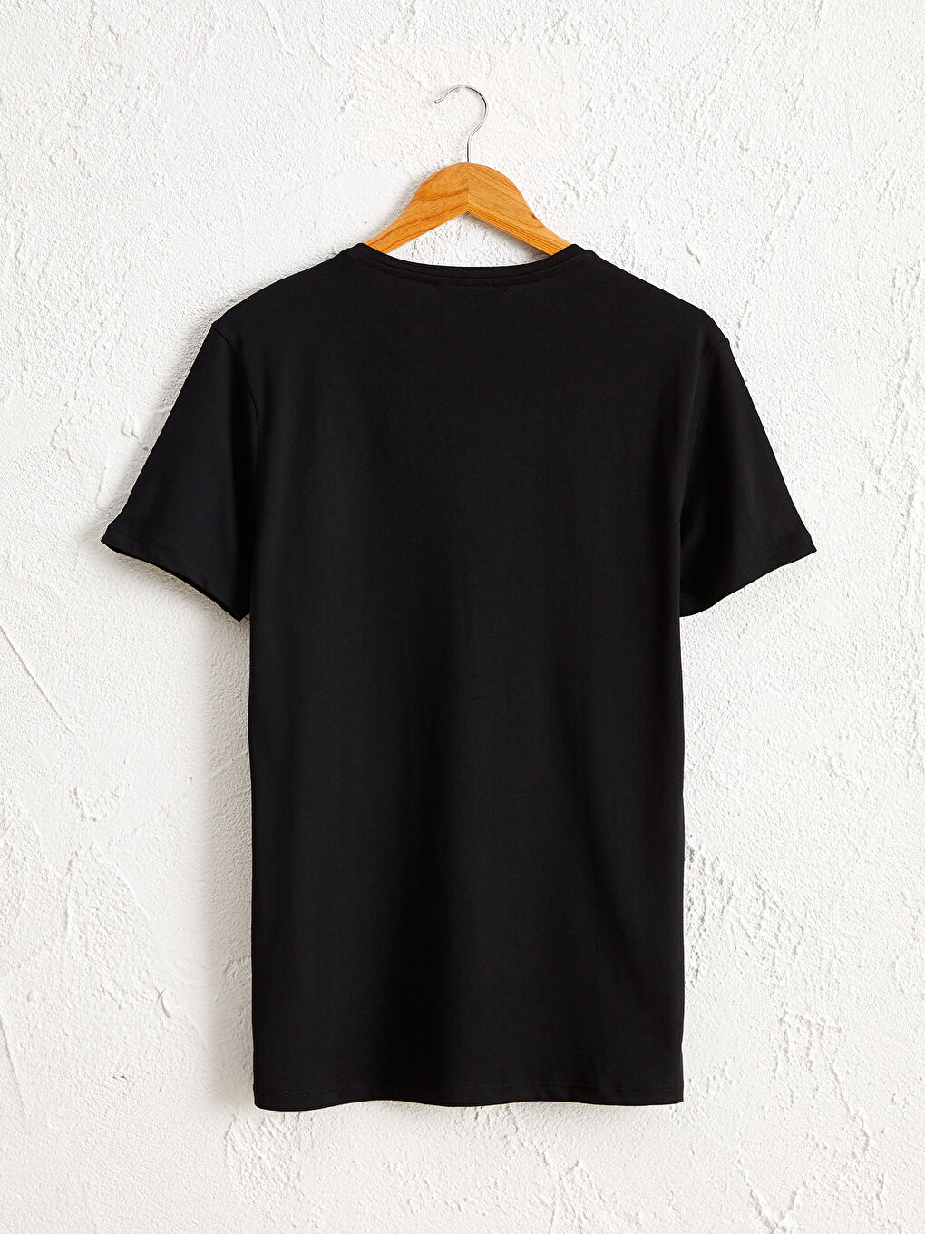 Siyah Bisiklet Yaka Baskılı Penye Tişört-1