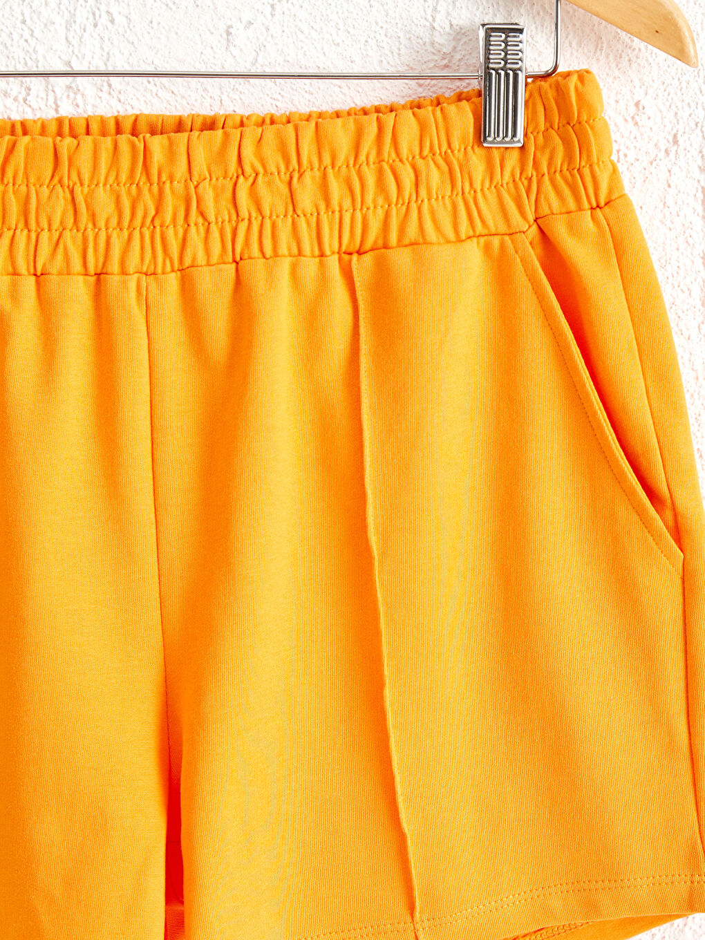Turuncu Standart Fit Kadın Beli Lastikli Şort-2