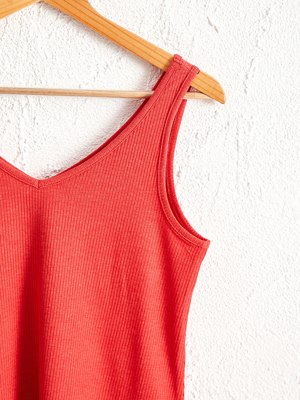 V-Neck Standard Fit Combed Cotton Women's Flexible V-Neck Singlet-2